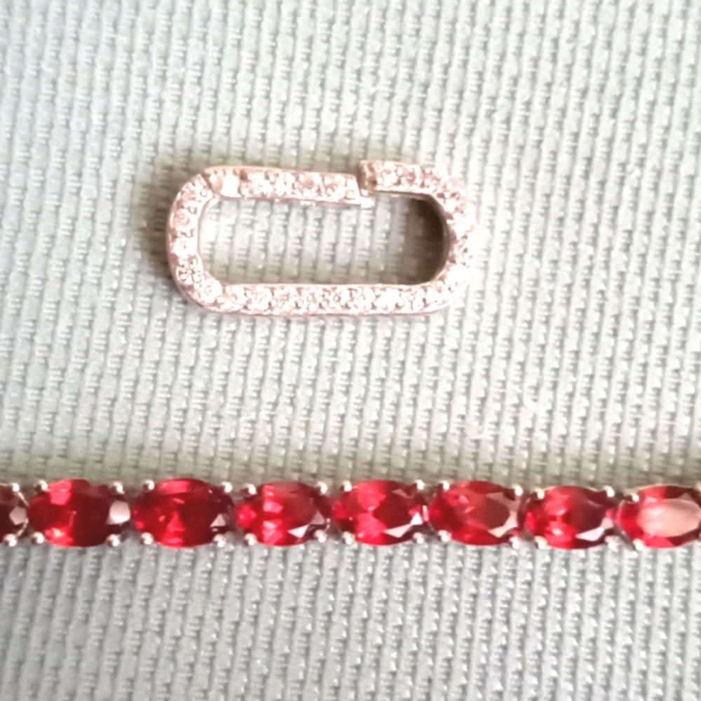 MOZAMBIQUE GARNET, NATURAL WHITE ZIRCON BRACELET - Picture 4 of 10